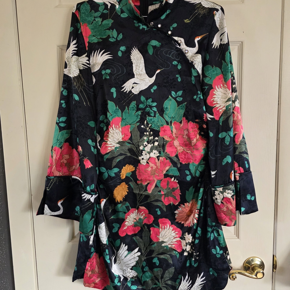 Black Floral Crane Midi Dress - Pink & Green Pattern